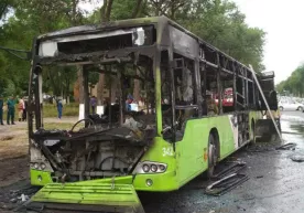 Тошкент шаҳрида йўловчи автобуси ёниб кетди (фото) фото