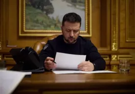 Zelenskiy bir qator ukrainalik diplomatlarni ishdan oldi фото