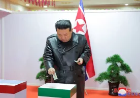 Shimoliy Koreyadagi saylovda 80 yilda birinchi marta qarshi ovozlar qayd etildi фото