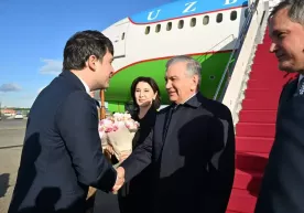 Шавкат Мирзиёев расман Венгрияда: музокаралар ва саммит кутиб турибди фото