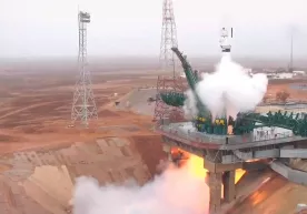 Россия 18 та мамлакат сунъий йўлдошлари ортилган «Союз» ракетасини учирди (видео) фото