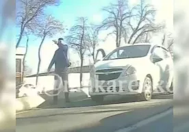 Тошкентда пневматик қурол билан машинага ўқ узган шахс қўлга олинди фото