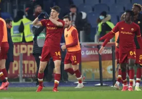 Gol urgan Shomurodov nufuzli nashr talqini bo‘yicha ramziy jamoaga kiritildi фото