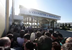 Ўзбекистон ва Қозоғистон йўловчилар ҳужжатини текширишни камайтиришни муҳокама қилди фото