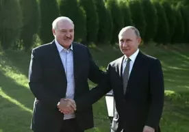 Lukashenko Polshaga Putin taklif qilinmagani sababli bormaslikka qaror qildi фото