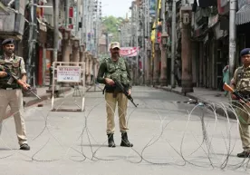 Kashmirning alohida maqomi bekor qilinganidan keyin to‘rt ming kishi hibsga olindi фото