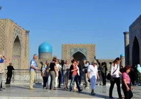 10 oyda O‘zbekistonga 5,5 mln nafardan ortiq turist kelgan фото