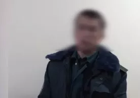 Севган қизига яхши кўриниш учун ИИБ хизмат кийимини кийган йигит қўлга тушди фото