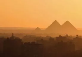 Пирамидалар ичида яширин йўлак аниқланди фото