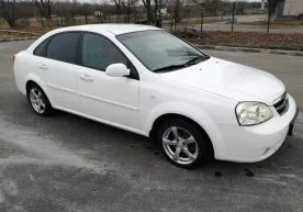 Lacetti русумли автотранспорт воситаси сотилиб, қарздорлик ундириб берилди фото