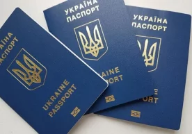 Украина Вазирлар Маҳкамаси: Хориждаги 18 ёшдан 60 ёшгача бўлган украиналик эркаклар энди паспорт ололмайди фото