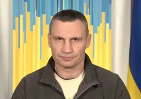 Киевда комендантлик соати: соат 17:00 дан 8​​​:00 гача кўчада юрганлар қўпорувчилар ҳисобланади фото