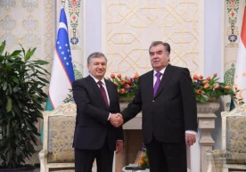 Imomali Rahmon O‘zbekiston Prezidenti bilan uchrashuvni tarixiy deb atadi фото