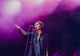 «Biz fonogrammasiz aytamiz, siz ham fonogrammasiz yashang» yoxud Sevara Nazarxon konsertidan keyingi o‘ylar фото