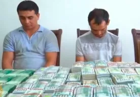 5,3 mln. dollarni Qirgʻizistonga olib oʻtayotgan kuryerlar qoʻlga olindi (video) фото