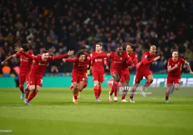 «Liverpul» penaltilar seriyasida «Chelsi»ni magʻlub etib, Angliya Liga Kubogini qoʻlga kiritdi фото