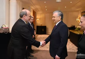 Shavkat Mirziyoyev Fransiya taraqqiyot agentligi rahbari bilan uchrashdi фото