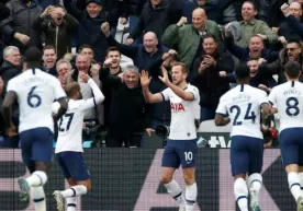 Mourinoning debyuti muvaffaqiyatli chiqdi. Yoxud "Tottenxem" London derbisida g‘alaba qozondi (video) фото