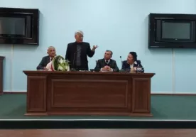 Usmon Azim: "Baxshilardan yozib olinmagan xalq dostonlari unutilmoqda" фото