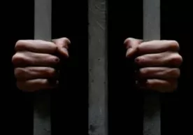 Samarqandlik mansabdor shaxs o‘zi ishlaydigan bankni o‘mardi фото