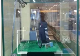 Islom Karimovning Aloqa tarixi muzeyida saqlanayotgan birinchi mobil telefoni (foto) фото