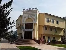 “Ipoteka bank” xodimiga 70 dan ortiq holat bo‘yicha jinoiy ish ochildi фото