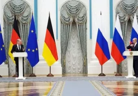 Германия канцлери Путиннинг президентлик муддати борасида тагдор ҳазил қилди фото