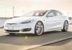 Tesla Model S tezlashish rekordini o‘rnatdi фото
