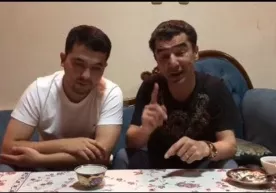 Улуғбек Холмедов Абдулла Қурбонов ҳақидаги ҳазили учун хонандадан узр сўради (видео) фото
