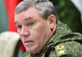 Герасимов Маринкада қаҳрамонлик қилган ҳарбийларга давлат мукофотларини топширди фото