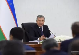 Shavkat Mirziyoyev maktablarda qanday shior bo‘lishi lozimligini aytdi фото