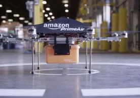 Amazon илк бор дрон ёрдамида буюртмани етказди фото
