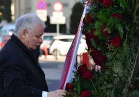 Смоленск фожиаси 14 йилдан сўнг ҳам Польшага тинчлик бермаяпти фото