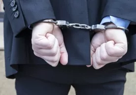Бухорода ногиронлик нафақаси учун пул талаб қилган шахс қўлга олинди фото