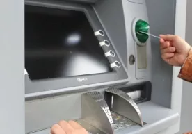 Ҳушёр бўлинг: банкомат «уриб» қолиши мумкин! фото