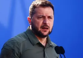 Зеленский ввёл новые санкции против пророссийских деятелей и “теневого флота” фото
