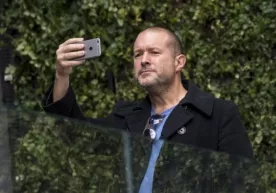 Стив Жобс жамоасидаги кучли “ўйинчи”лардан бири Apple'ни тарк этди фото