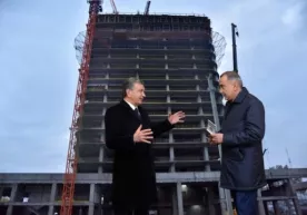 Shavkat Mirziyoyev «Tashkent City» qurilishini ko‘zdan kechirdi​ (foto) фото