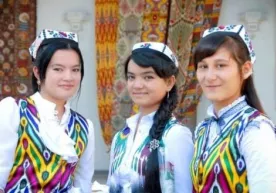 Қайнонамнинг мактаби ёхуд ўсмир тарбиясида кексалар ўгити фото