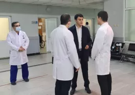 Янги вазир ярим тунда шифохоналарга борди фото