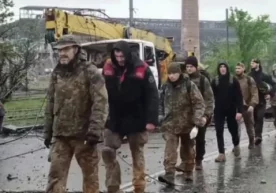 Баланд деворлар ва тиканли сим: “Азовсталь”да таслим бўлганлар қаерда? фото