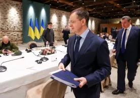 Putin va Zelenskiy oʻzaro uchrashishi mumkin. Istanbul muzokaralari yakunlari фото