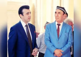 Shohjahon Jo‘rayev otasi uni nima sababdan asrab-avaylagani haqida so‘zlab berdi фото