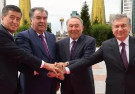 Bir kishi hamma uchun, hamma bir kishi uchun - prezidentlarning antiqa surati фото