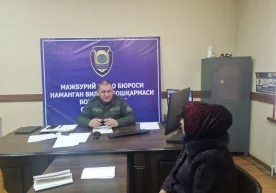 Фуқаролар мурожаатларига сайёр қабулда ечим топилмоқда фото