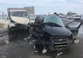 Оқтўбадаги автотўқнашувда икки ўзбекистонлик ҳалок бўлди фото