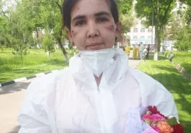 O‘zbekistondagi hamshira koronavirusga qarshi kurashdan so‘ng фото