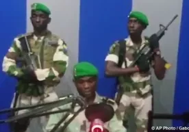 Gabonda hokimiyatni ag‘darmoqchi bo‘lganlar isyonchi harbiylar qo‘lga olindi фото
