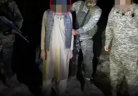 Чегарани ноқонуний кесиб ўтган афғонистонлик ёнидан 9 килодан ортиқ гиёҳванд модда топилди фото