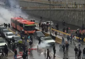 Эронда ҳам норозилик намойишлари бошланди фото
